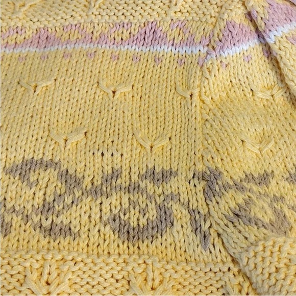 VTG 70s Yellow Pink Floral Cable Knit Vneck Sweater Large *Fits like Small - Picture 10 of 16